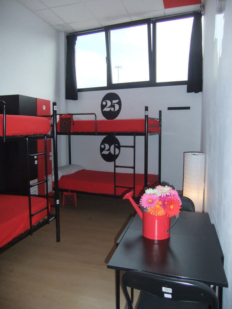 Bilbao Akelarre Hostel מראה חיצוני תמונה